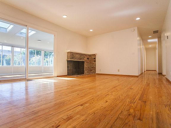 4th image of 10793 W Estates Dr
