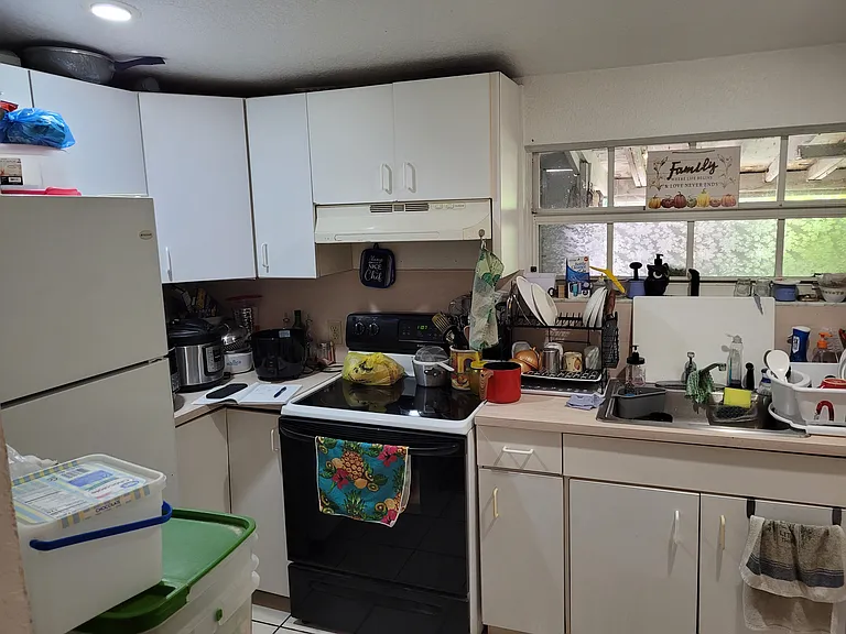 18000 SW 175th St #18002 — Photo 4