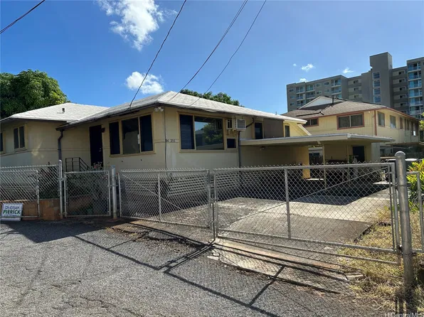 94-355 Niau St, Waipahu, HI 96797