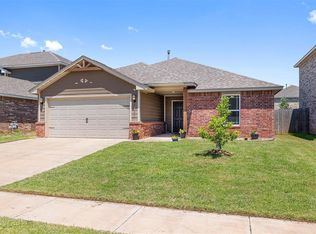 1105 NW 3rd St, Newcastle, OK 73065