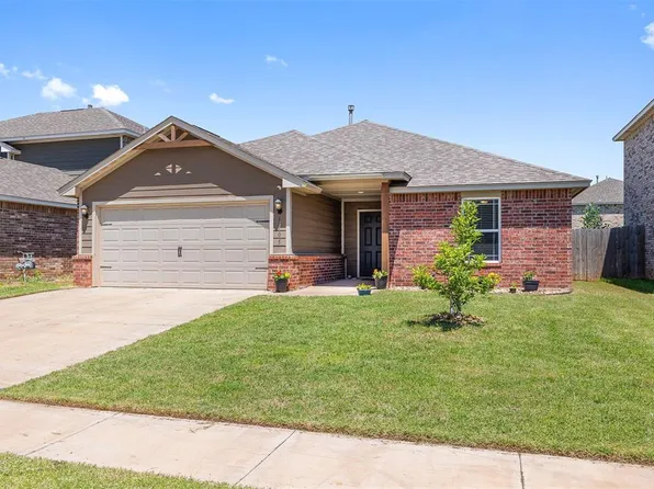 1105 NW 3rd St, Newcastle, OK 73065