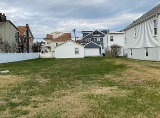 32 Washington Ave, Avon By The Sea, NJ
