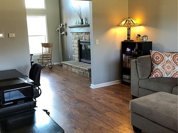 5th image of 6221 Highland Meadows Dr