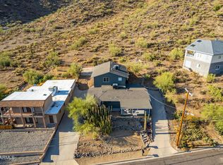 1324 W Shangri La Rd, Phoenix, AZ 85029