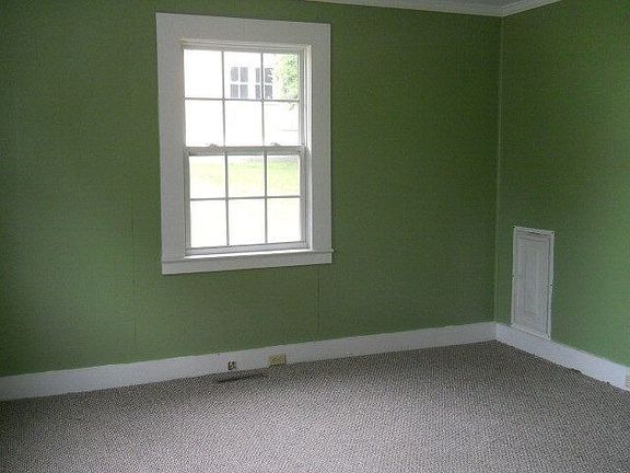 4th image of 423 E Thomas St