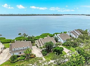 79 Tidy Island Blvd, Bradenton, FL 34210