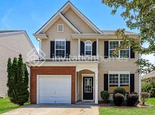 3755 Shenfield Dr, Union City, GA 30291