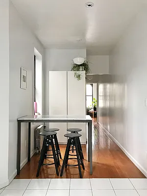 Rented by NOVO | media 7