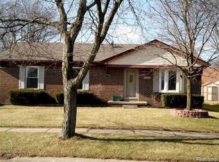 1426 Heritage Dr, Canton, MI 48188