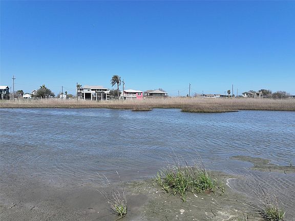 3rd image of 2012 Keystone