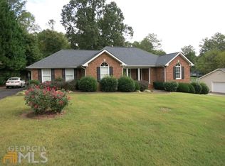 52 Timberwood Dr, Silver Creek, GA 30173
