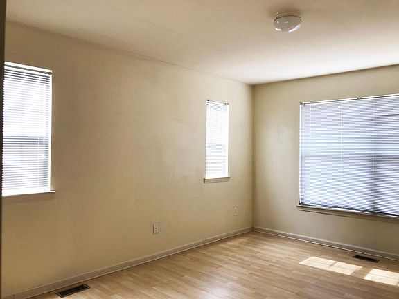 5th image of 2034 Cloverly Ln #3