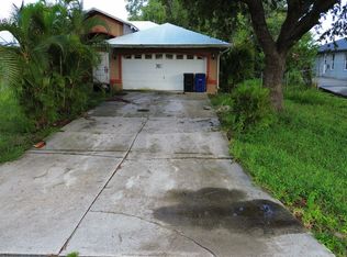 705 Rue Labeau Cir, Fort Myers, FL 33913