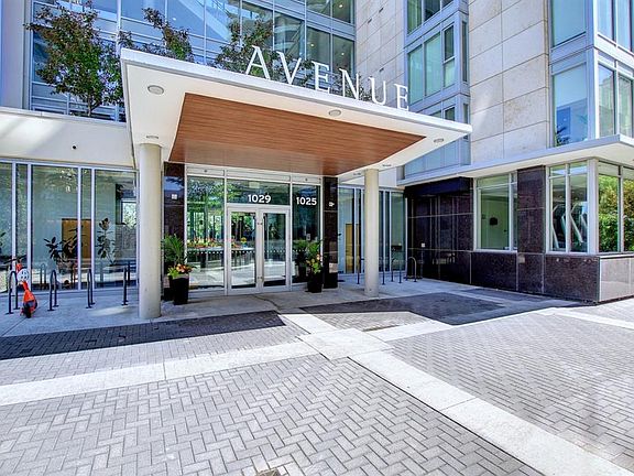 4th image of 1025 E 5th Ave SW #2106