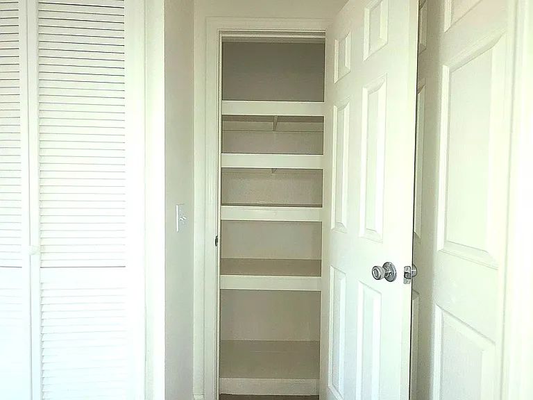 45411 Genoa Ave — Photo 5