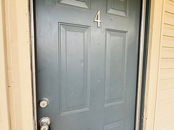 2nd image of 1924 Avenue H #118002004