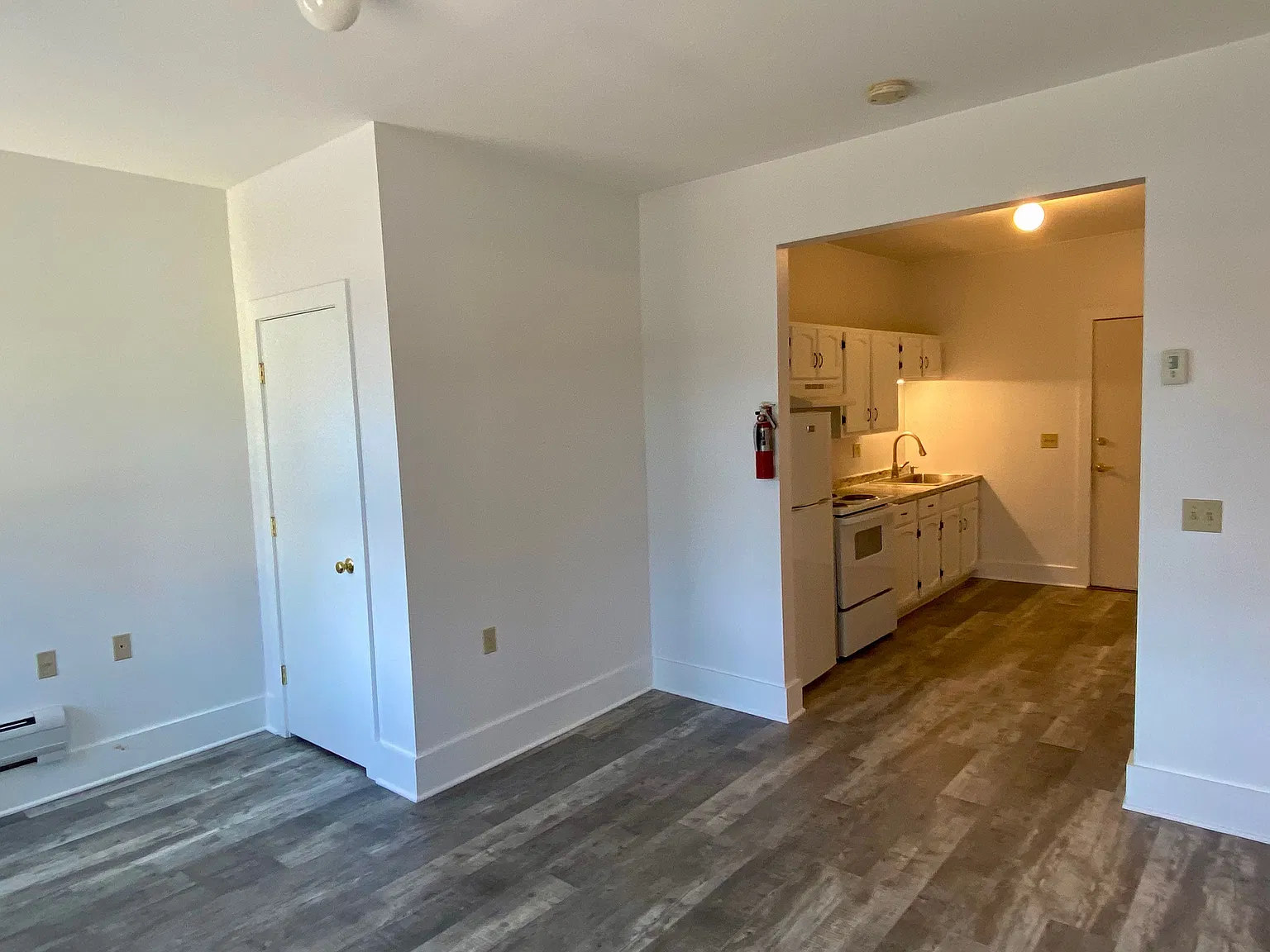 Studio, 600 sqft, $1,000 — Photo 3