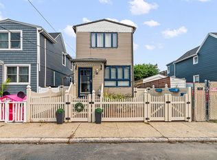 18 Gotham Ave, Brooklyn, NY 11229
