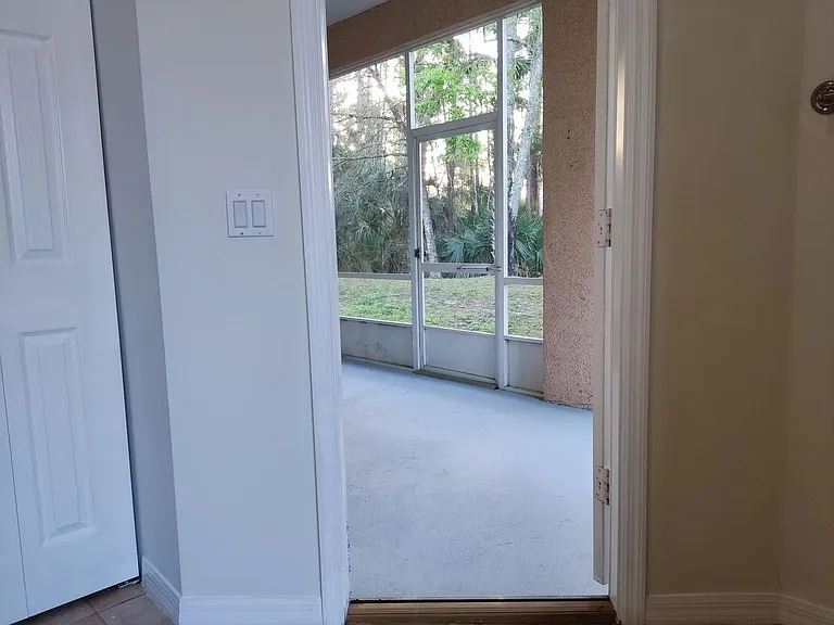 67 Parkway Dr — Photo 11