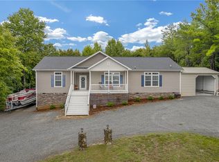 451 Little Pond Rd, Easley, SC 29640