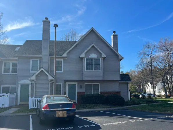 17 Tamarisk Quay APT F, Hampton, VA 23666