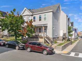 655 Cross St FLOOR 2, Malden, MA 02148