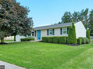 104 Lion Dr, Hanover, PA