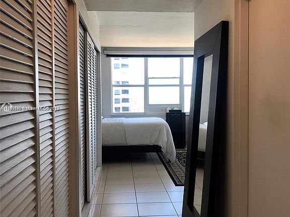 4th image of 1250 West Ave APT 15M