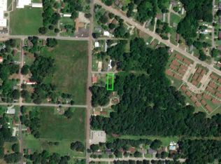 507 E 10th St, Hope, AR 71801