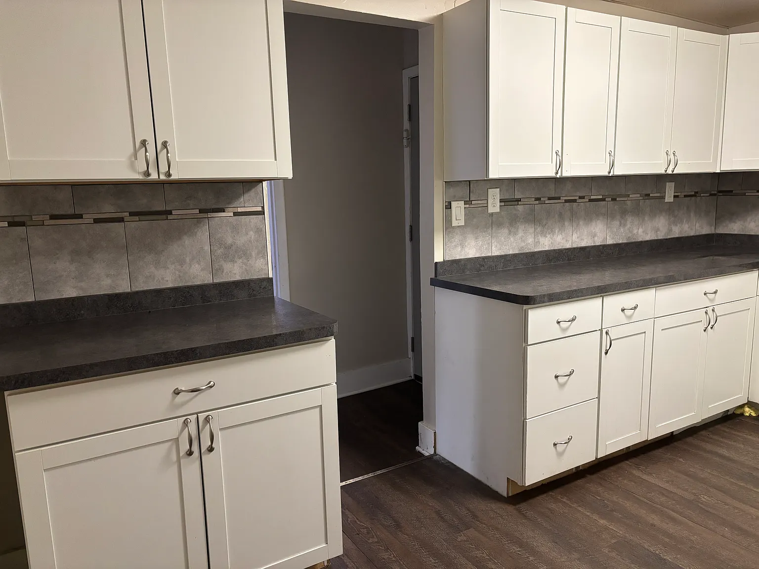 3 bed, 1100 sqft, $1,600 — Photo 4