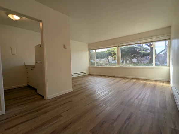 1000 E Boston St APT 12, Seattle, WA 98102