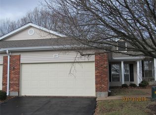 805 Woodside Trails Dr, Ballwin, MO 63021