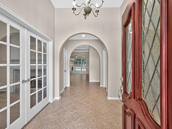 5th image of 19902 Wood Walk Ln