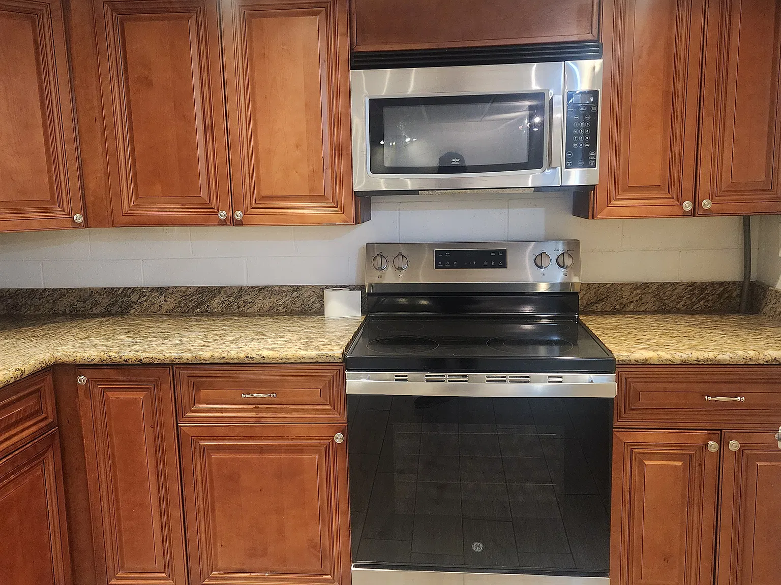 Studio, 600 sqft, $2,000 — Photo 1