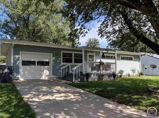 1220 Sunnyslope St, Emporia, KS 66801