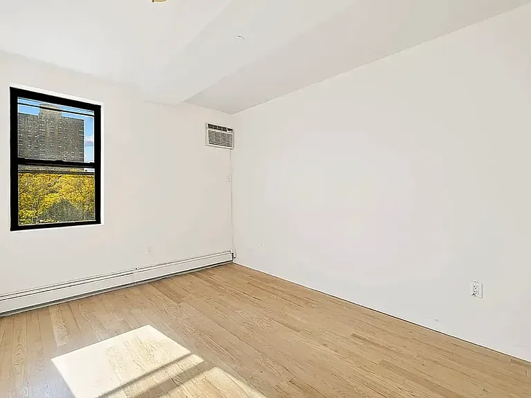 202 E 110th St #6A — Photo 6