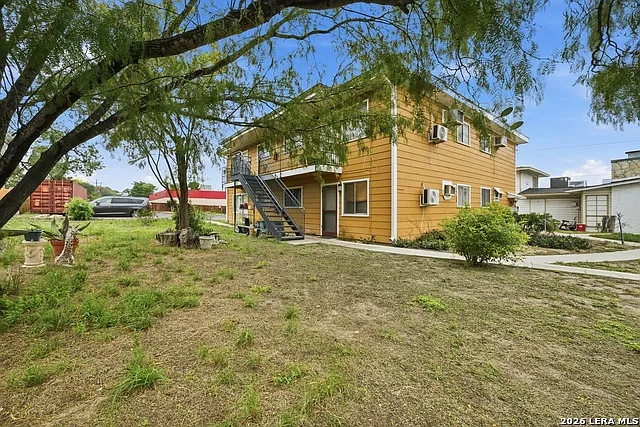 Building Photo - 6641 San Pedro Ave