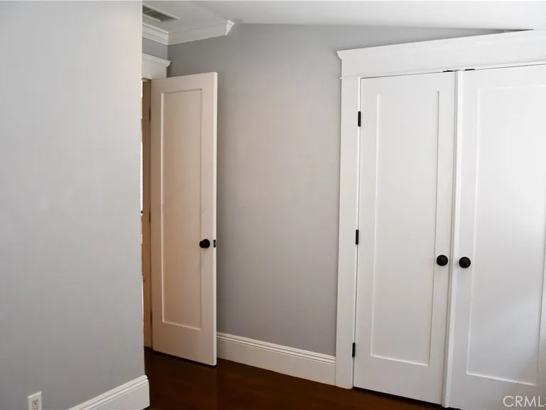 268 N Grand St — Photo 39