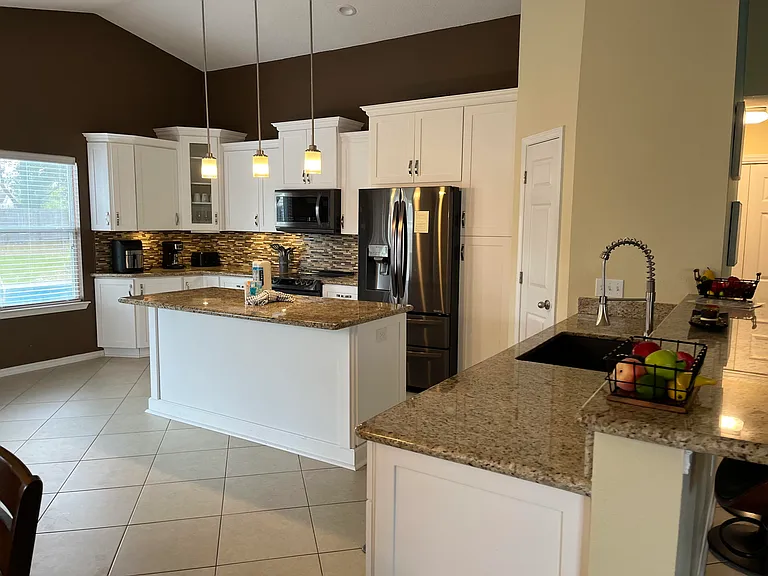 629 Batten Blvd — Photo 8