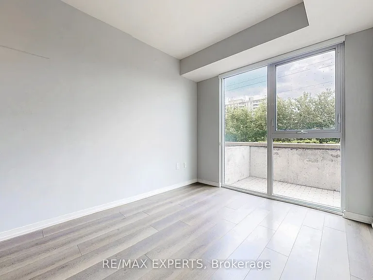3237 Bayview Ave #Townhouse 106 — Photo 10