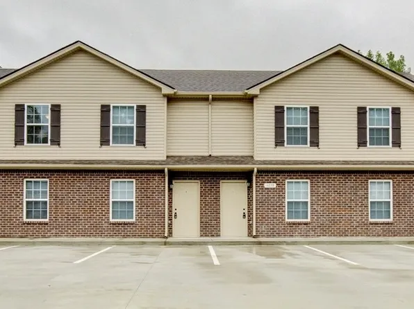 1238 Parkway Pl, Clarksville, TN 37042