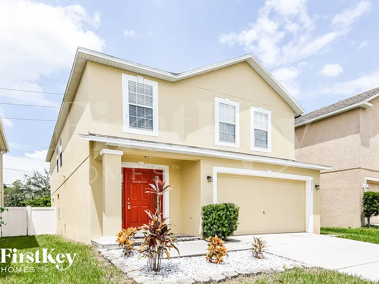 2973 Whispering Trails Dr — Photo 2