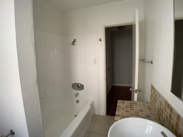 7151 Fountain Ave APT 2, Los Angeles, CA 90046