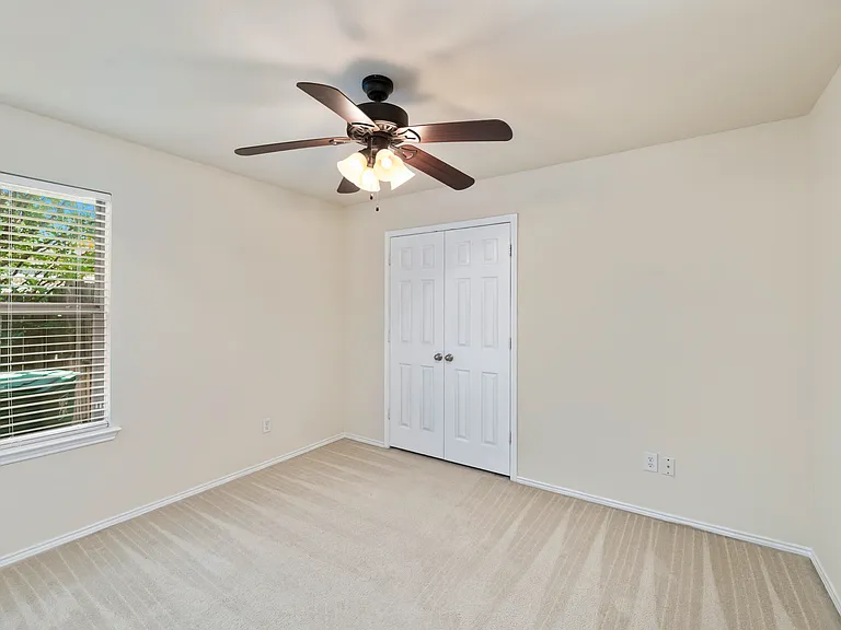 1200 Sierra Blanca Dr — Photo 15