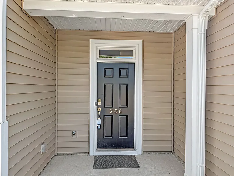 206 Brochaill Ct — Photo 3