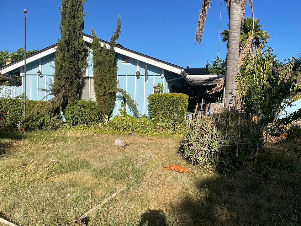 2nd image of 4608 Underwood Way