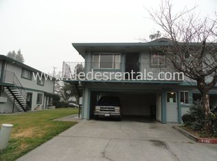 2032 W Steele Ln, Santa Rosa, CA 95403