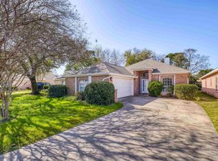 4172 Longwood Cir, Gulf Breeze, FL 32563