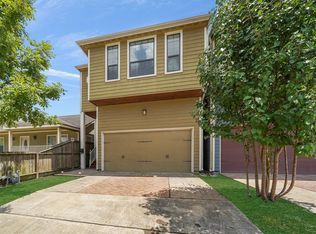 804 Enid St #B, Houston, TX 77009