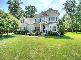 109 Indian Rock Ct, Colonial Heights, VA 23834